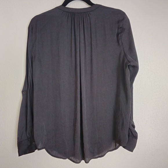 Simply Vera‎ Wang Black Long Sleeve V-Neck Blouse Top Size L Roll Sleeves - Picture 6 of 11